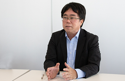 長坂氏