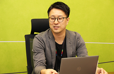 中岡氏