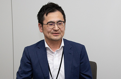 安本氏